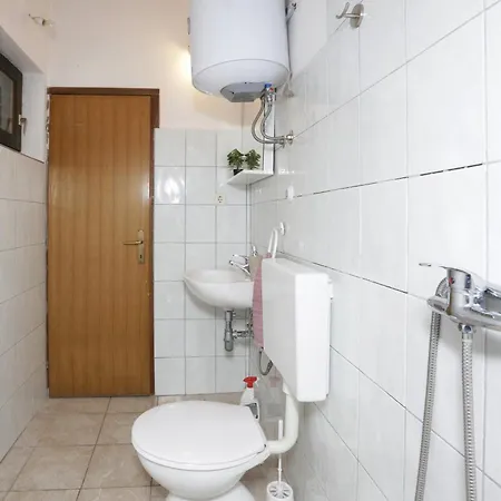 Apartment By The Sea - 20165 Rogoznica (Sibenik-Knin)