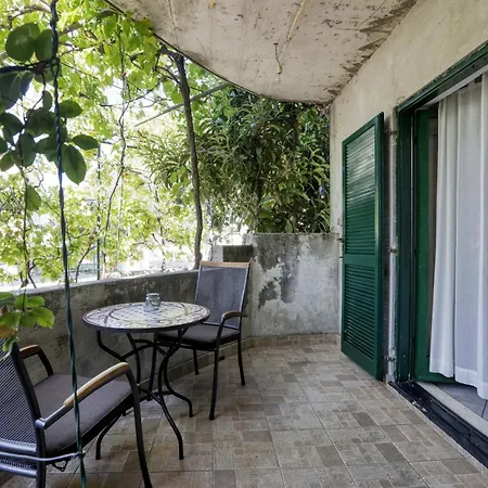 Apartment By The Sea - 20165